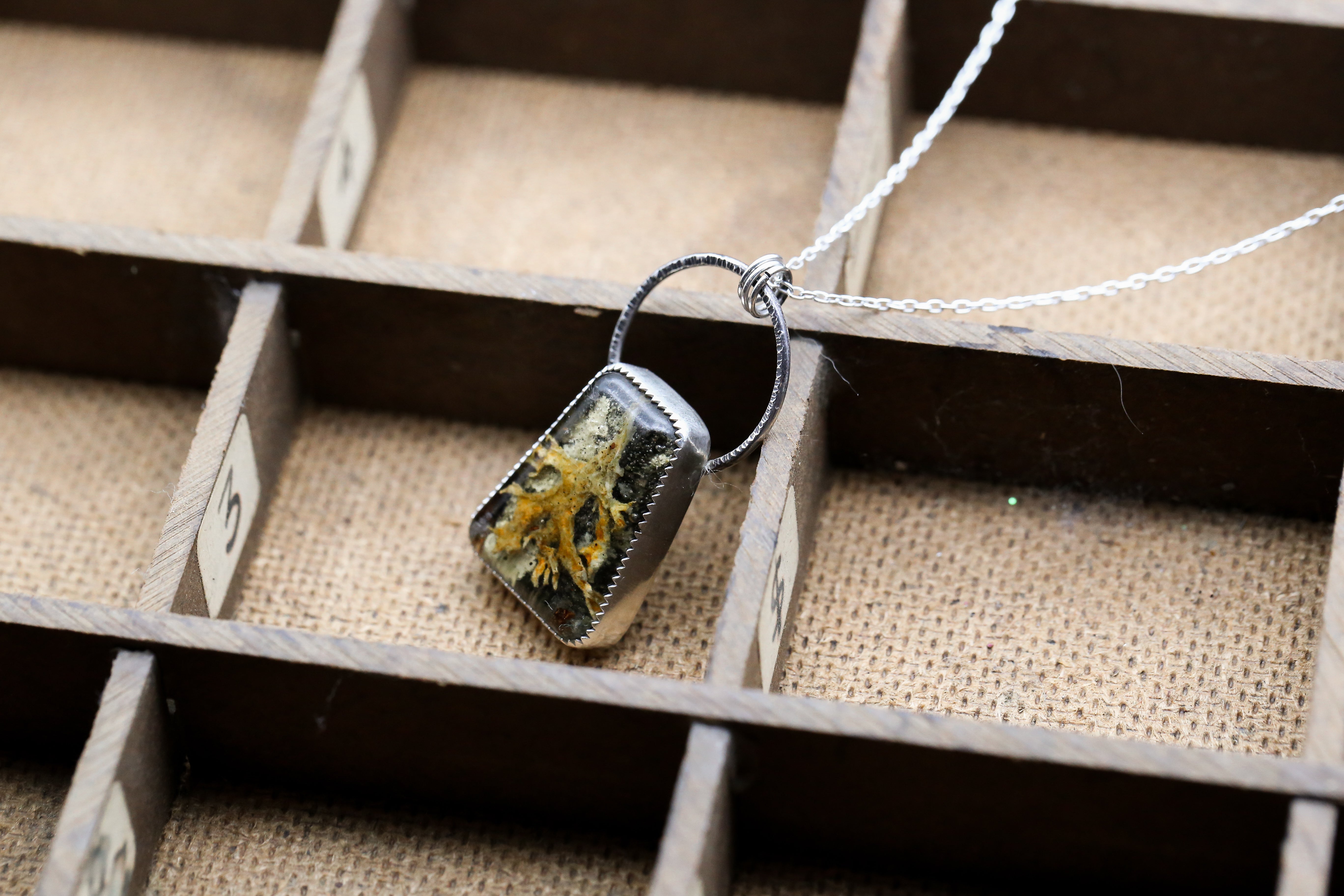 Leaf Resin Necklace