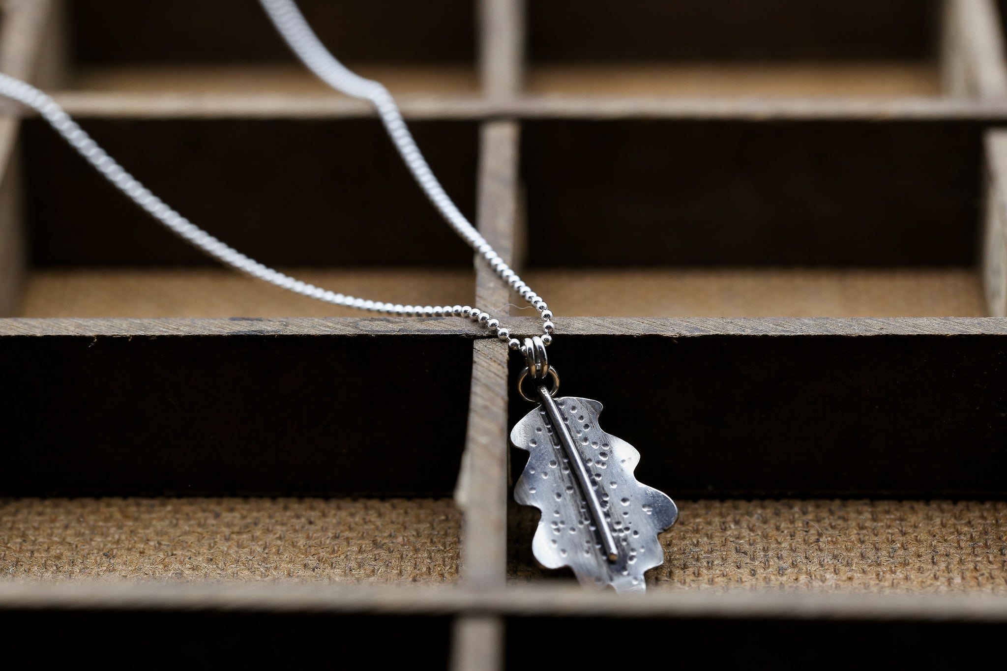 Silver Oak Leaf Pendant